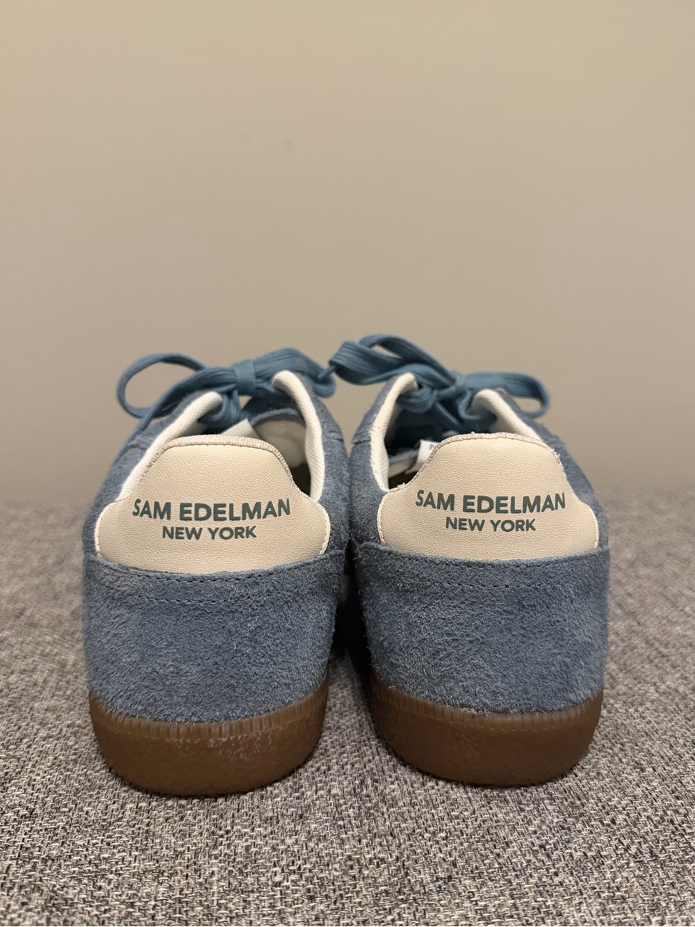 Sam Edelman Blue Suede Court Sneakers - Sz 9 - Like new! - Picture 5 of 6
